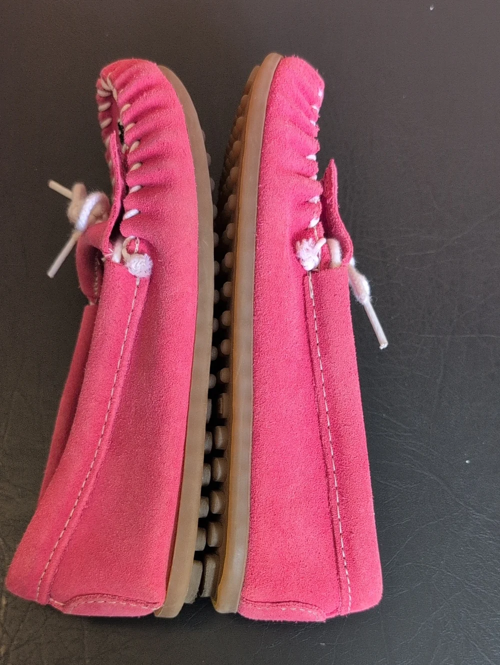 Minnetonka Pink Beaded Suede Moccasin Flats